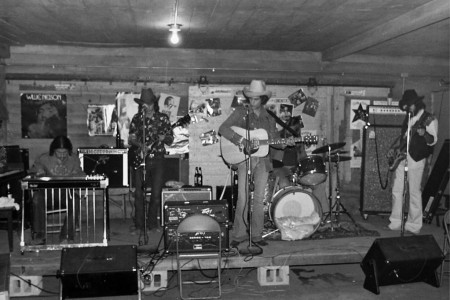 Ace-in-the-Hole-Band-with-George-Strait-Debut-at-Cheatham-Street-Warehouse-10-13-75_-Courtesy-of-Terry-Hale_1-1024x682